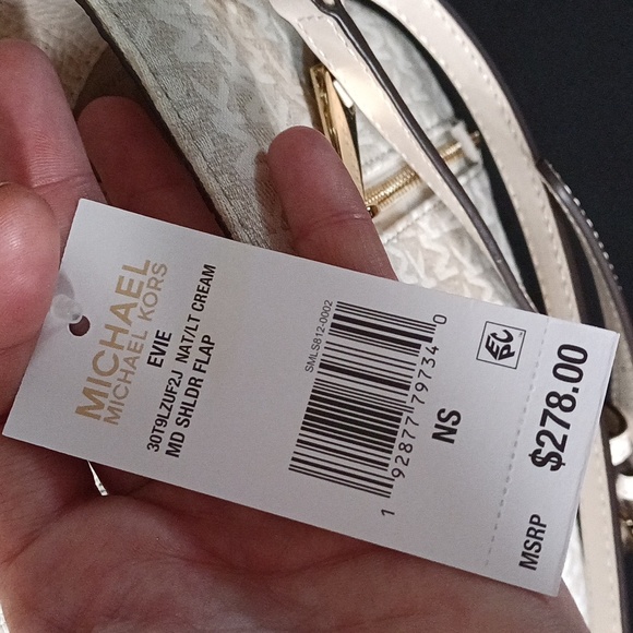 MICHAEL KORS EVIE NWT😍😍😍😍 - Picture 7 of 9